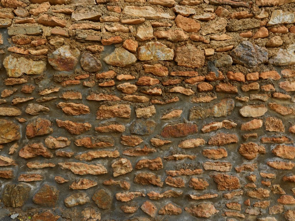 Ściana z chropowatymi kamieniami