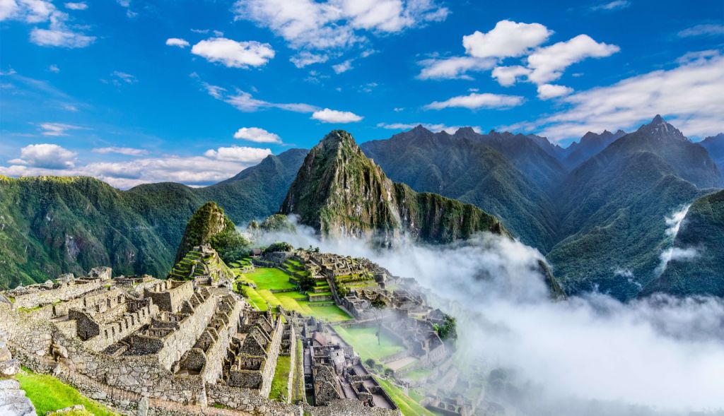 Machu Picchu we mgle