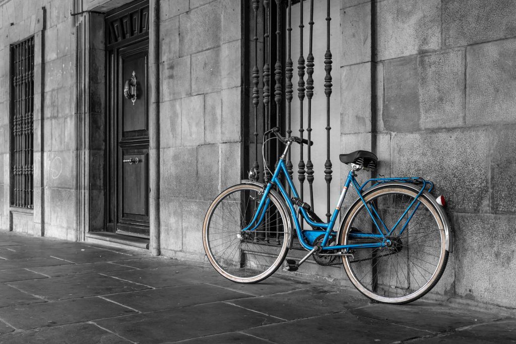 Stary niebieski rower