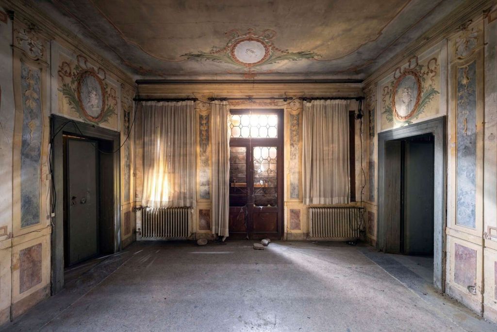 Wygasła Balowa Elegancja