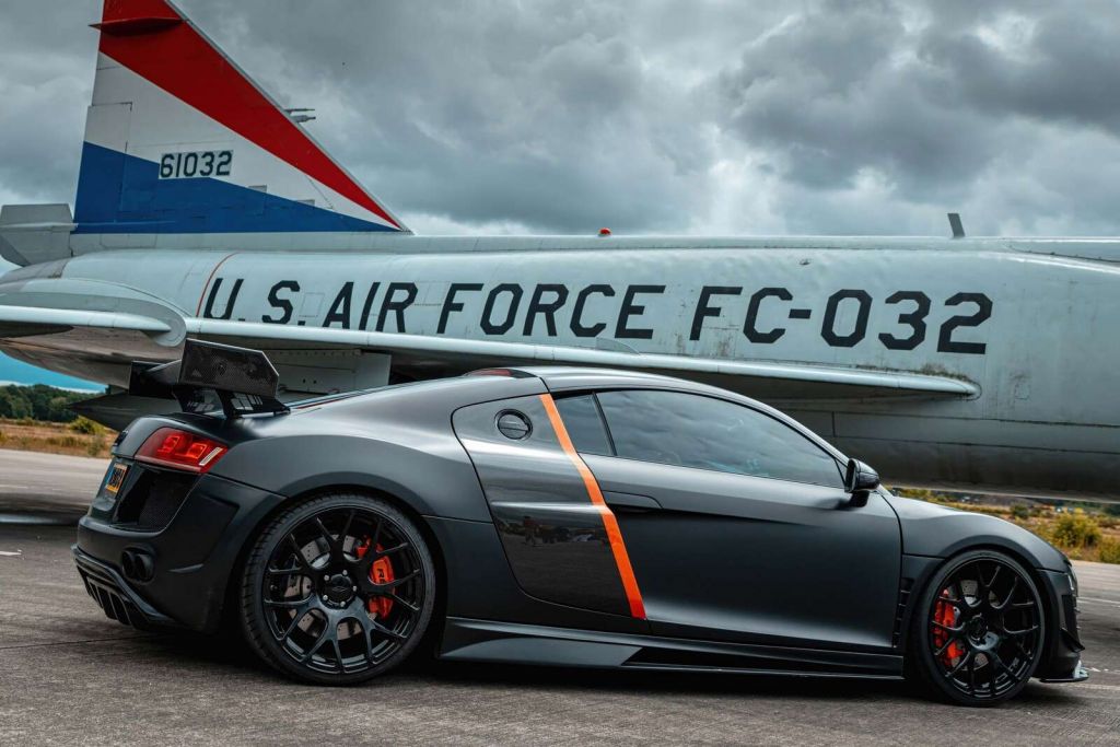 Audi R8 w stylu stealth