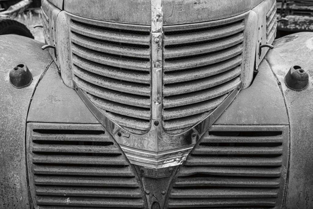 Zardzewiała stal i symetria