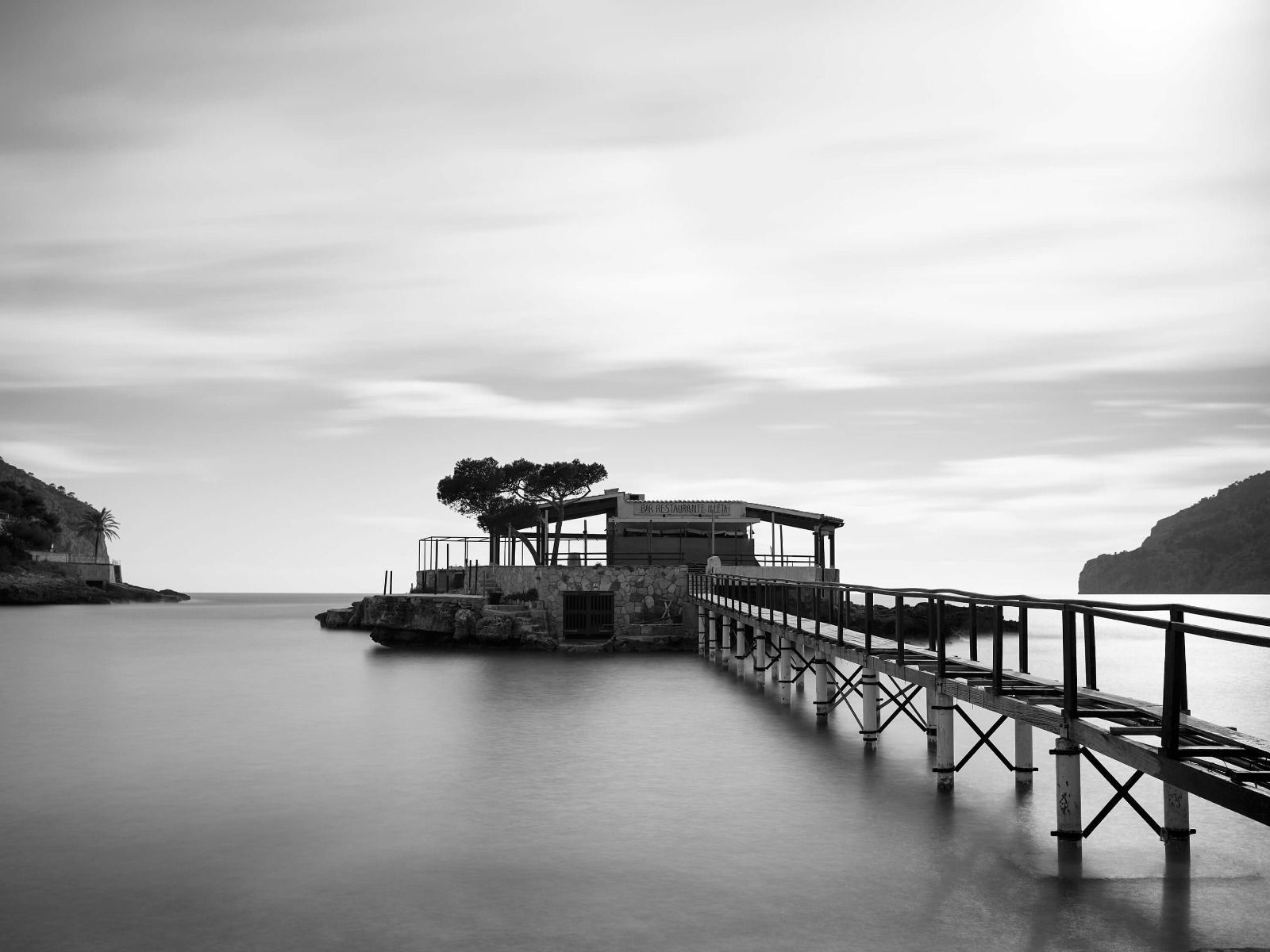 Rusztowanie na wyspie