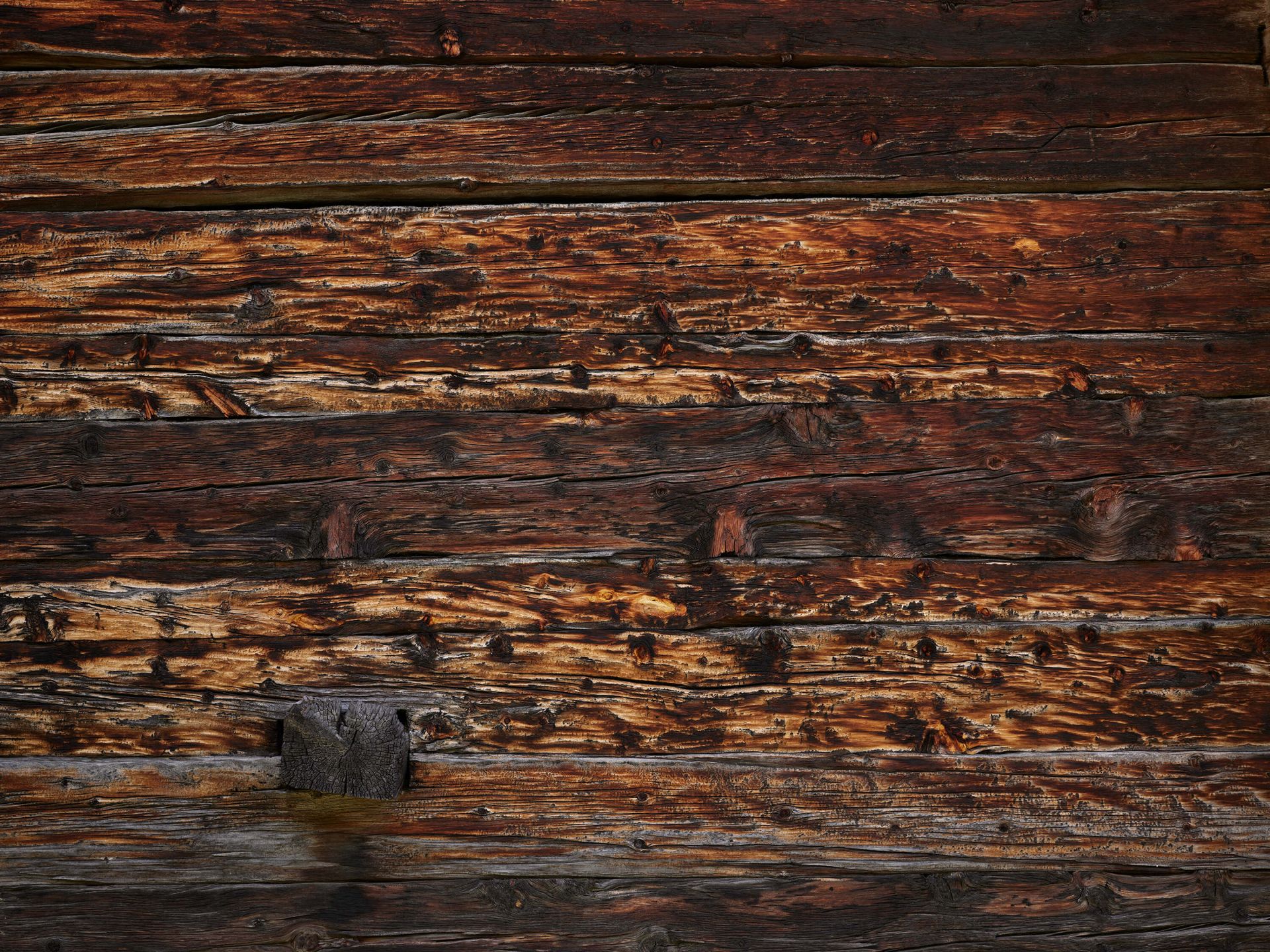 Barwione stare drewno