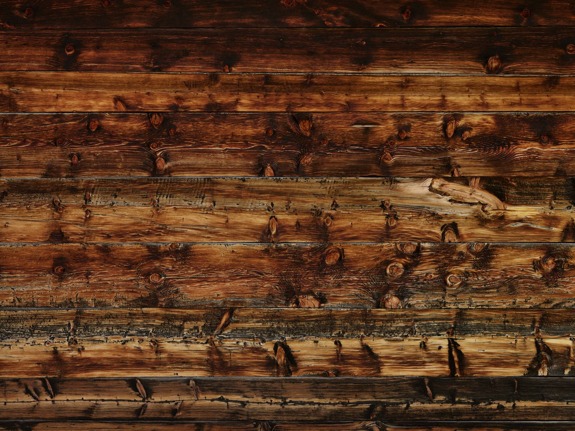 Drewno płomieniowane