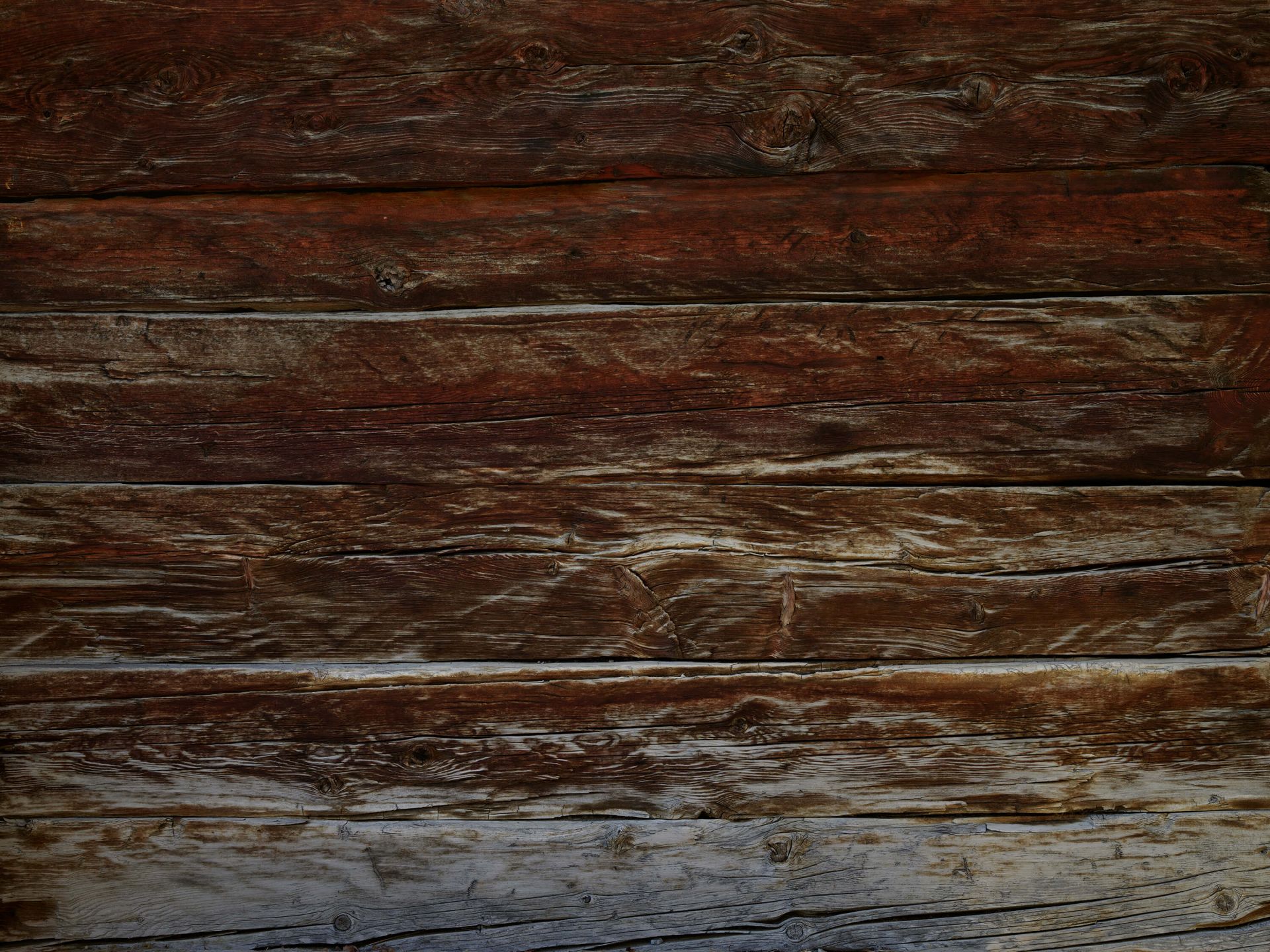 Pęknięcia w drewnie