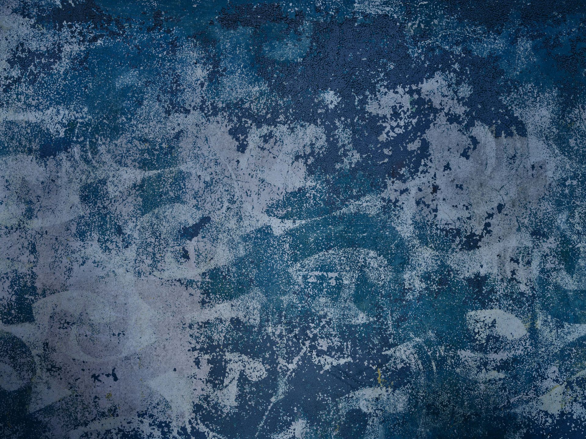 Malowanie ścian w stylu "weathered