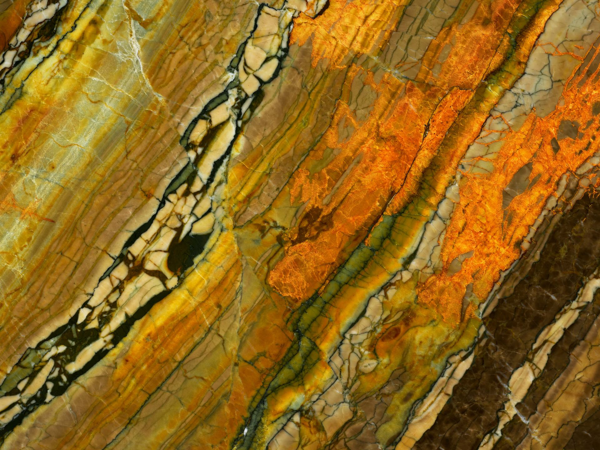 Marmur z mozaikową strukturą