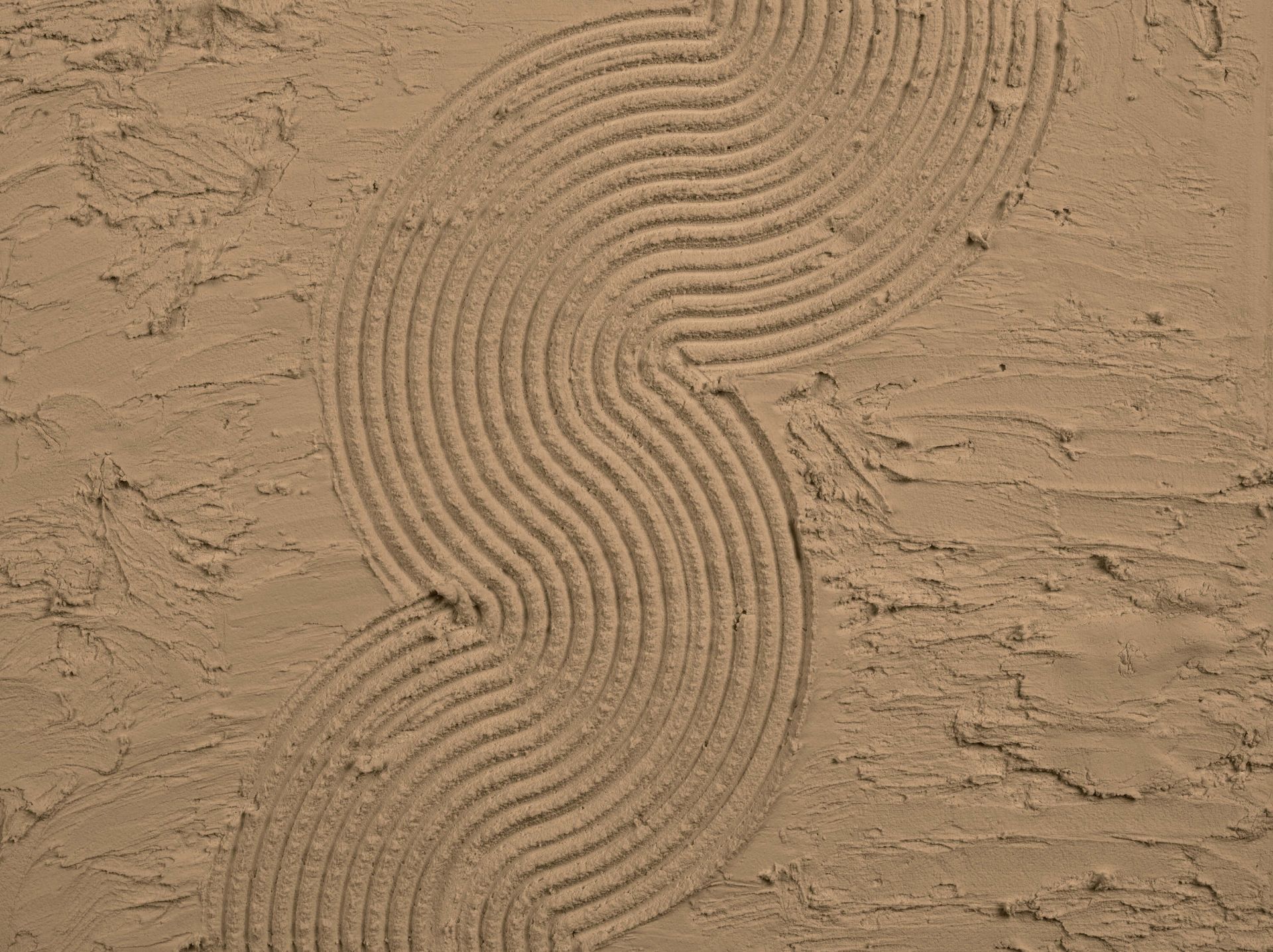 Organiczne linie i struktury obszycia w kolorze złotego brązu