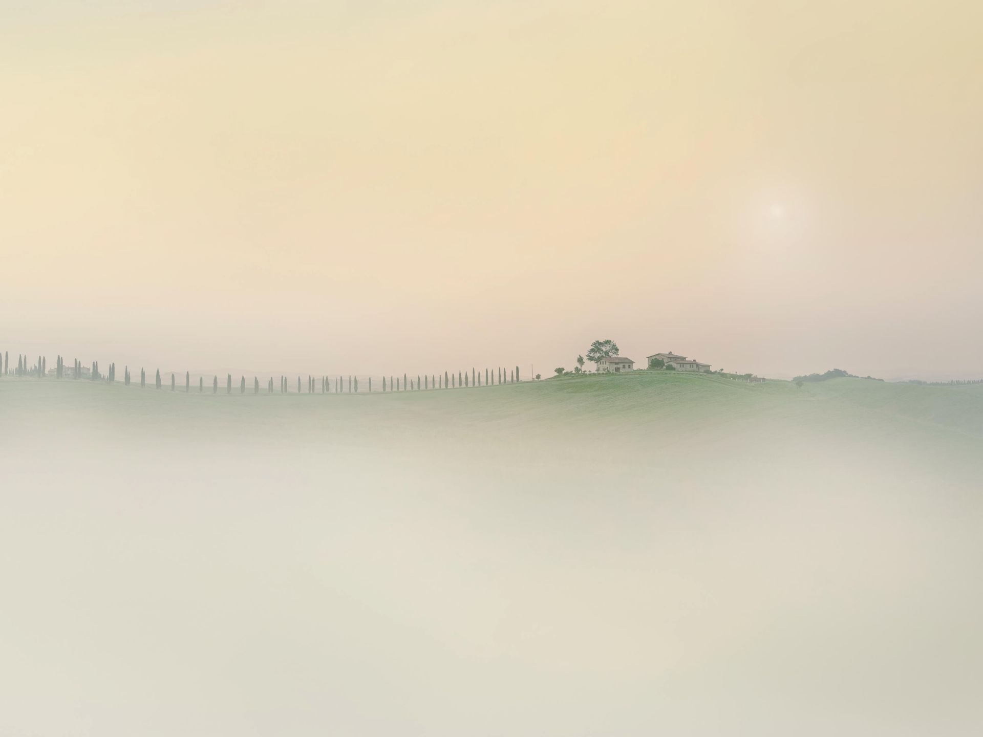 Mglisty włoski krajobraz