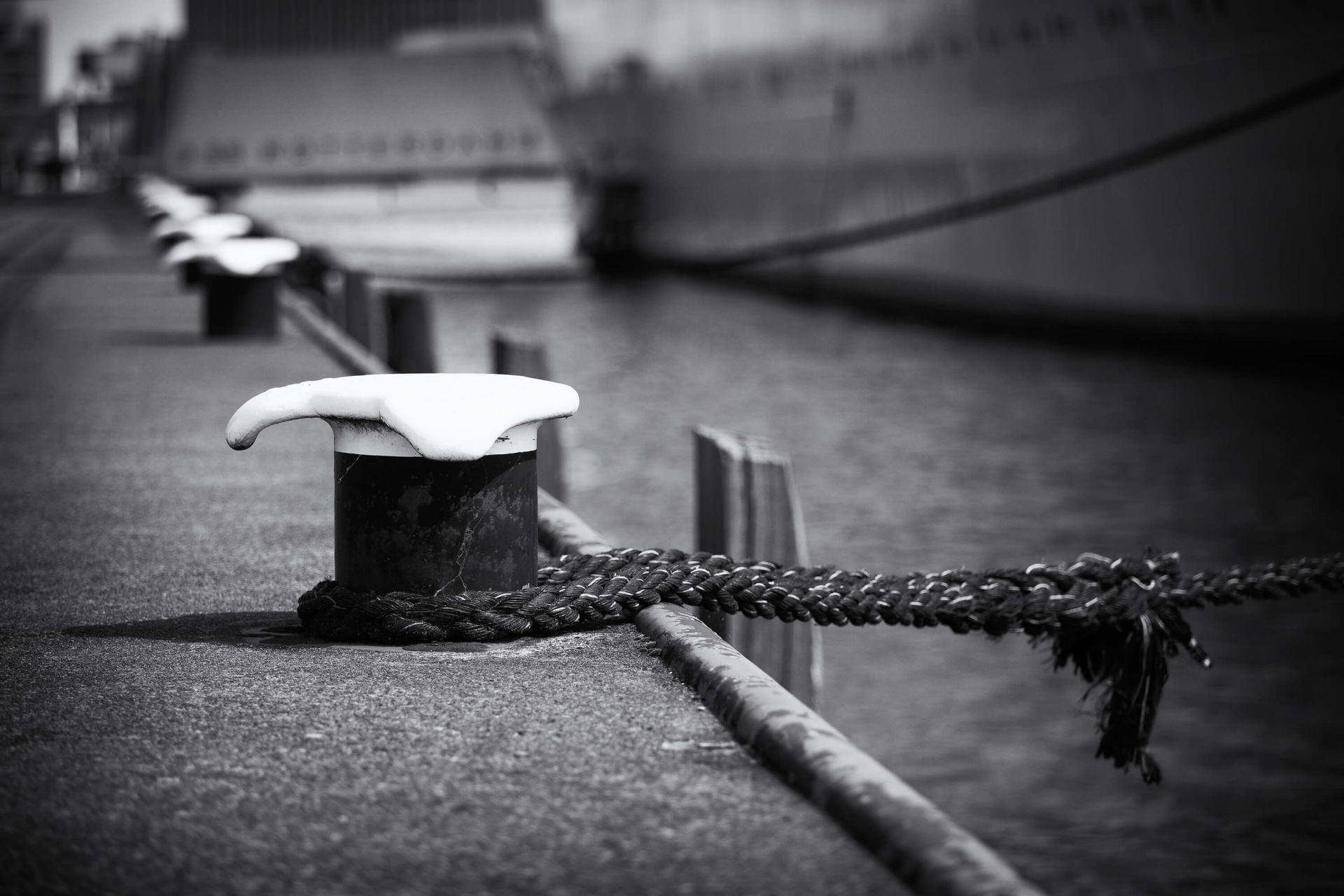 Zacumowany statek pasażerski  