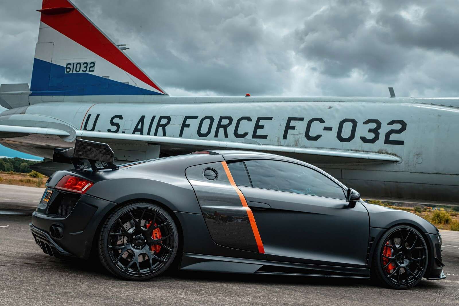 Audi R8 w stylu stealth