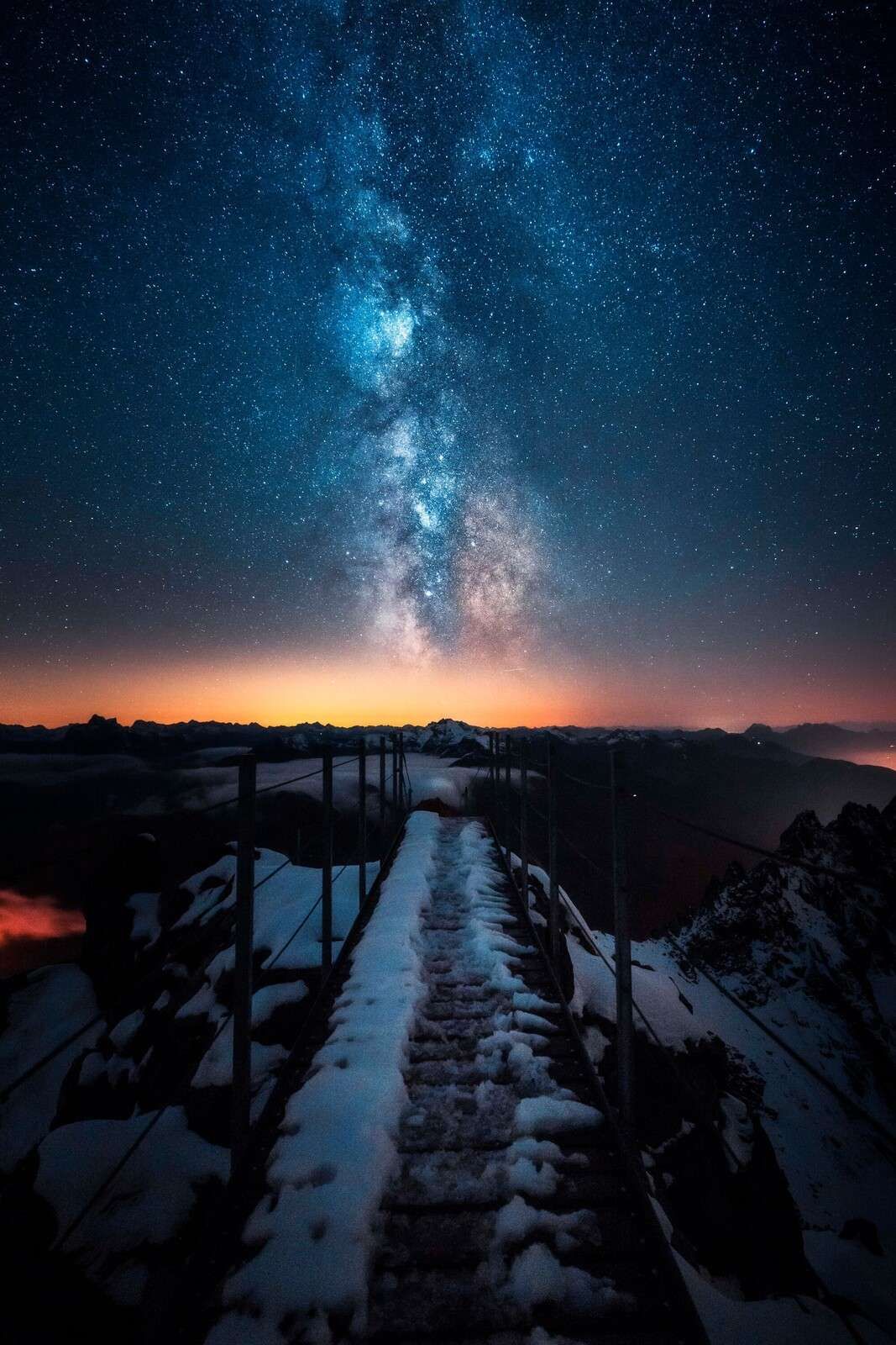 Ścieżka Gwiazd Nad Zasnieżoną Górą