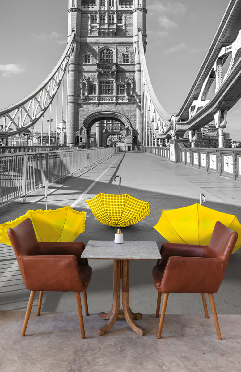  Żółte parasolki na moście wieżowym 2